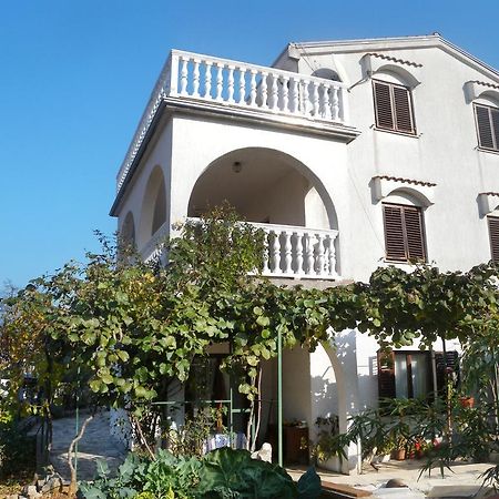 Malinska Apartment 1 Sveti Anton  外观 照片