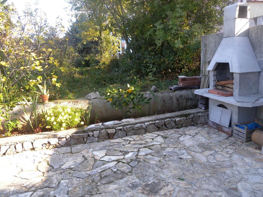 Malinska Apartment 1 Sveti Anton  外观 照片